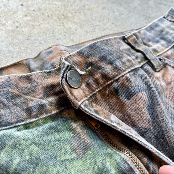 Ranger Camo Jeans Realtree 37x31 - Picture 7 of 9